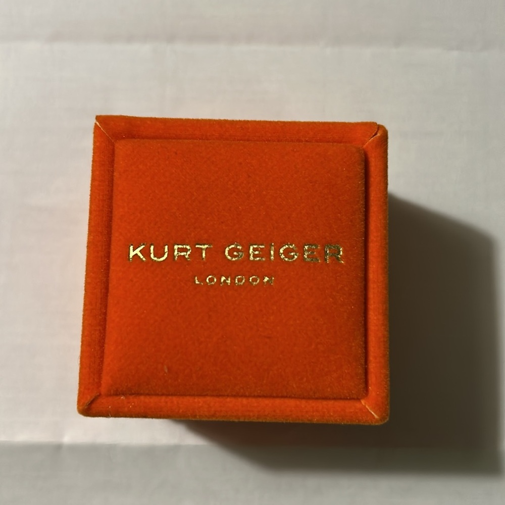 Kurt Geiger heart ring - Picture 3 of 4